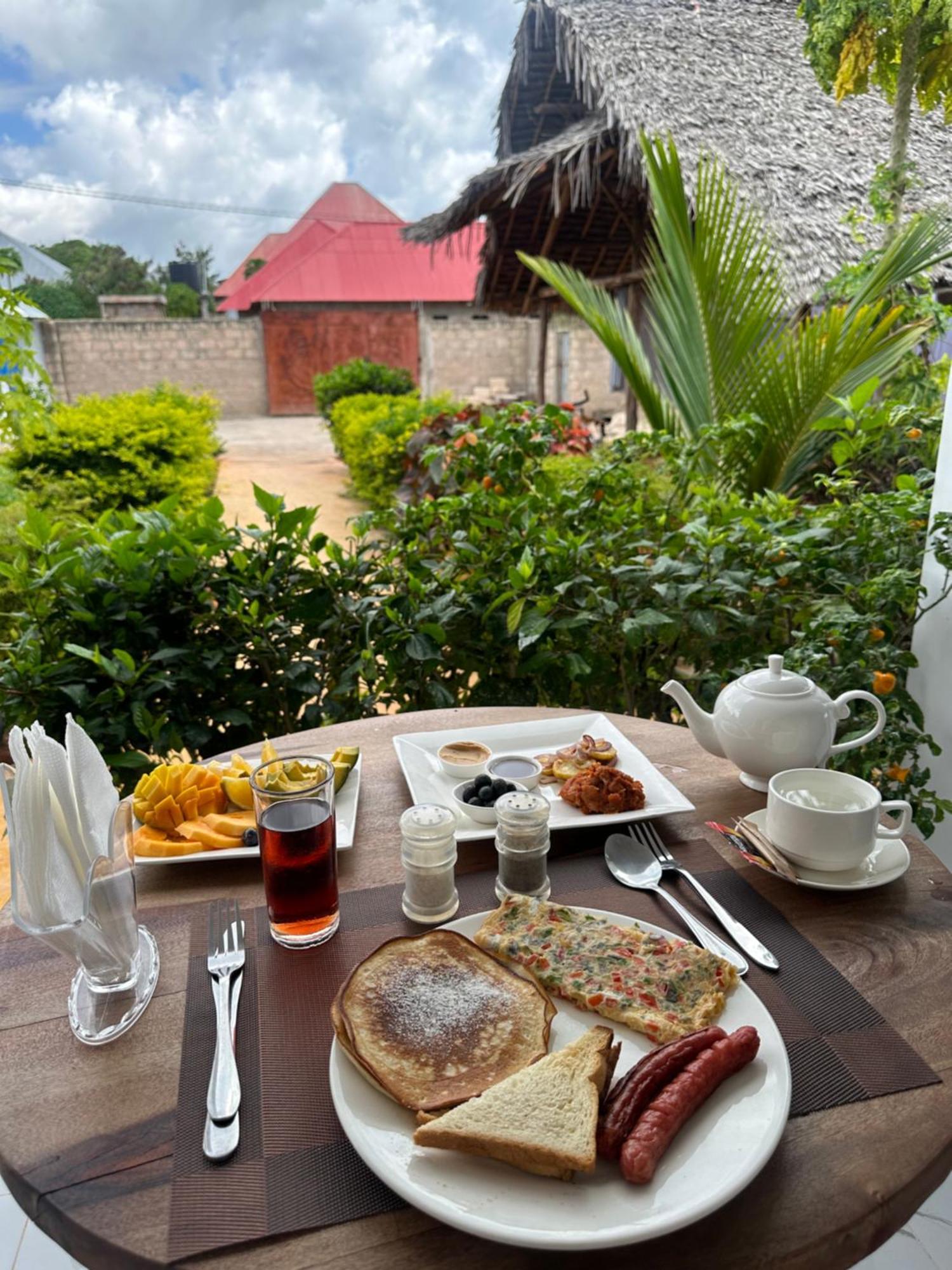 Kendwa Crystal Coast Hotel Esterno foto